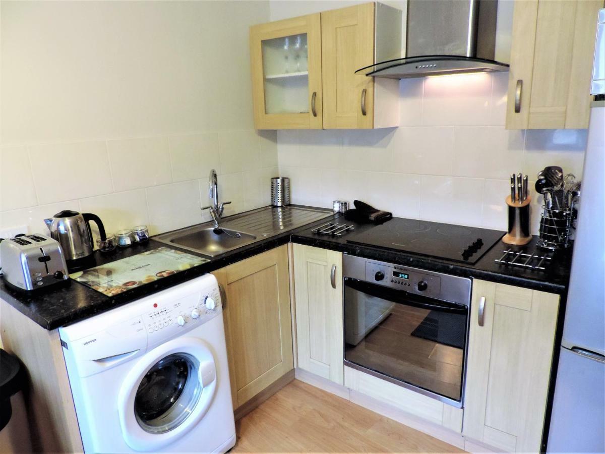 1 Bed Bagshot Pennyhill Accommodation Kültér fotó